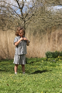 BIRKHOLM Muslin Shorts Natur Beige & Navy Blå