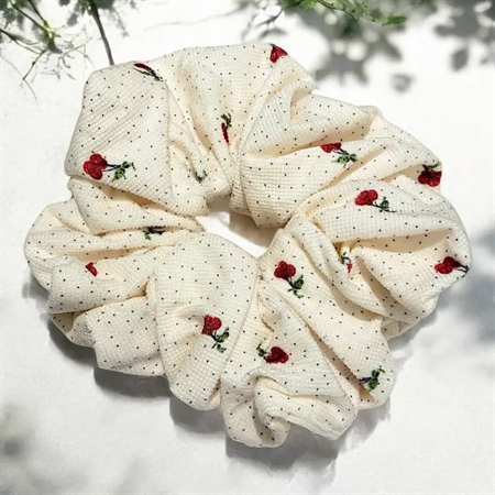 ELINE L\'ATELIER Scrunchie Cherry