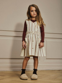 LIL ATELIER Spencer Kjole Namira Turtledove