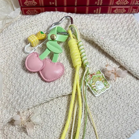 ELINE L\'ATELIER Taske Vedhæng Gul