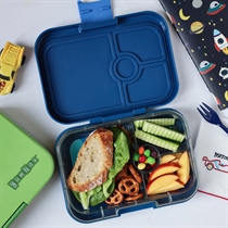 YUMBOX Madkasse 4-Rum Blå Racerbil